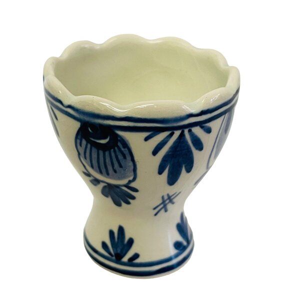 Delft's Handpainted Holland MH Ceramic Egg Cup - Picture 2 of 7
